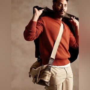 Banana Republic‎ organic cotton waffled knit crewneck sweater size medium